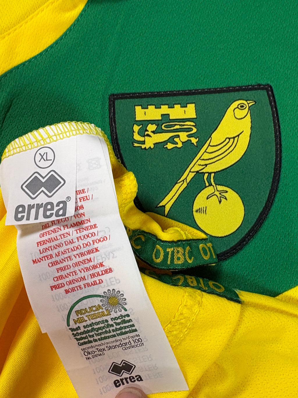 Norwich 2014/15 Home Errea Football Shirt Extra Large