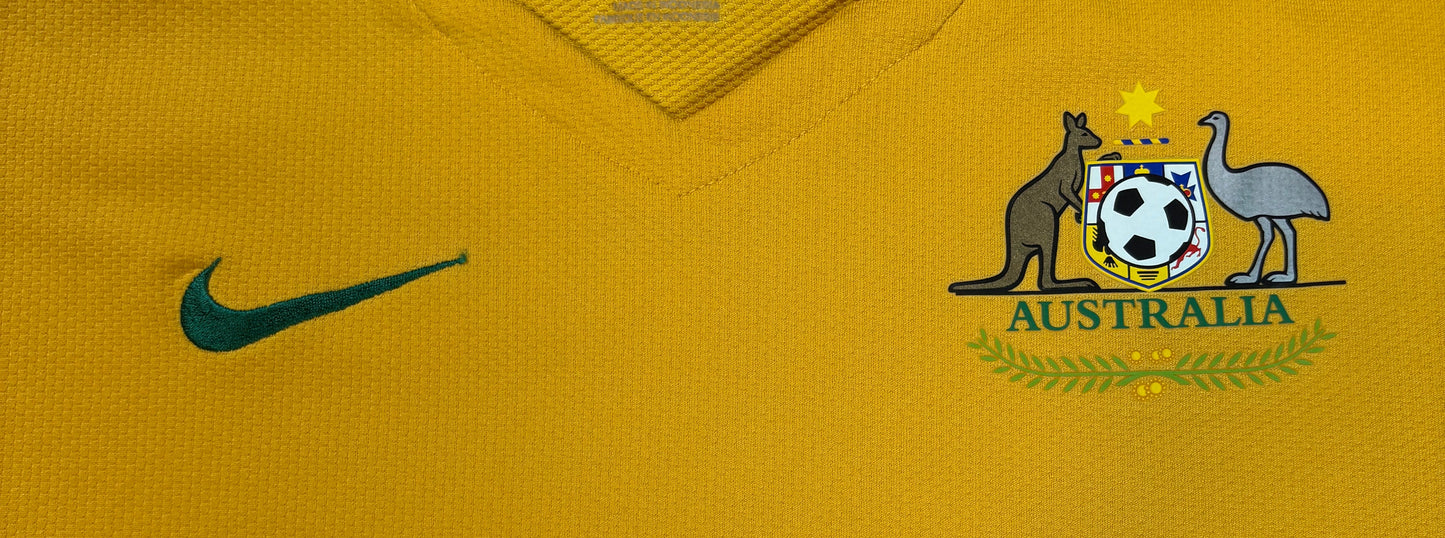 Australia 2006 Home Nike Football Shirt Large (Boys)