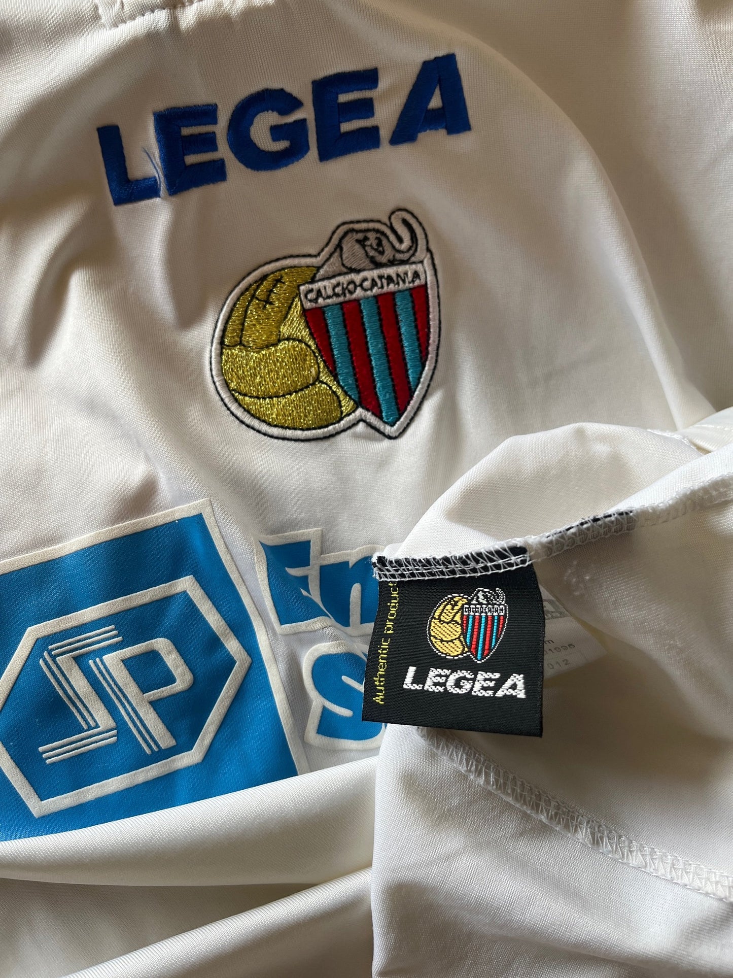Calcio Catania 2005/06 Away Medium