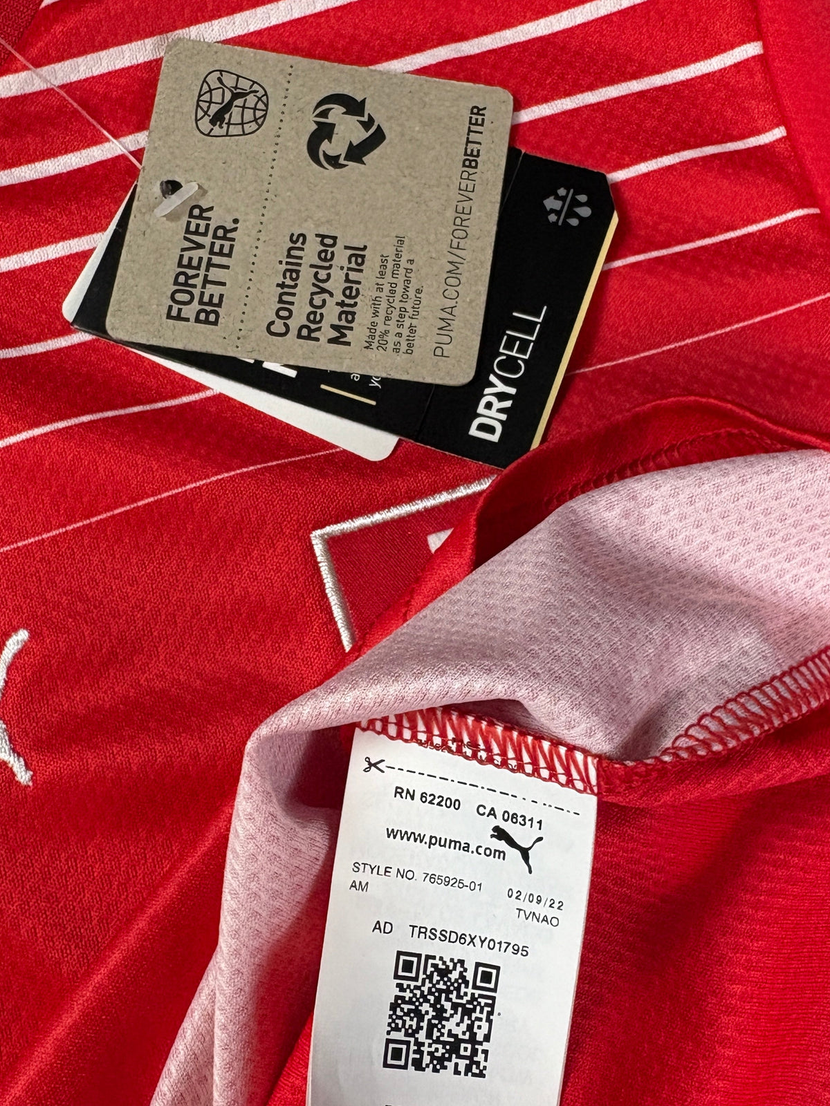 Switzerland 2024 Home Puma Football Shirt Small