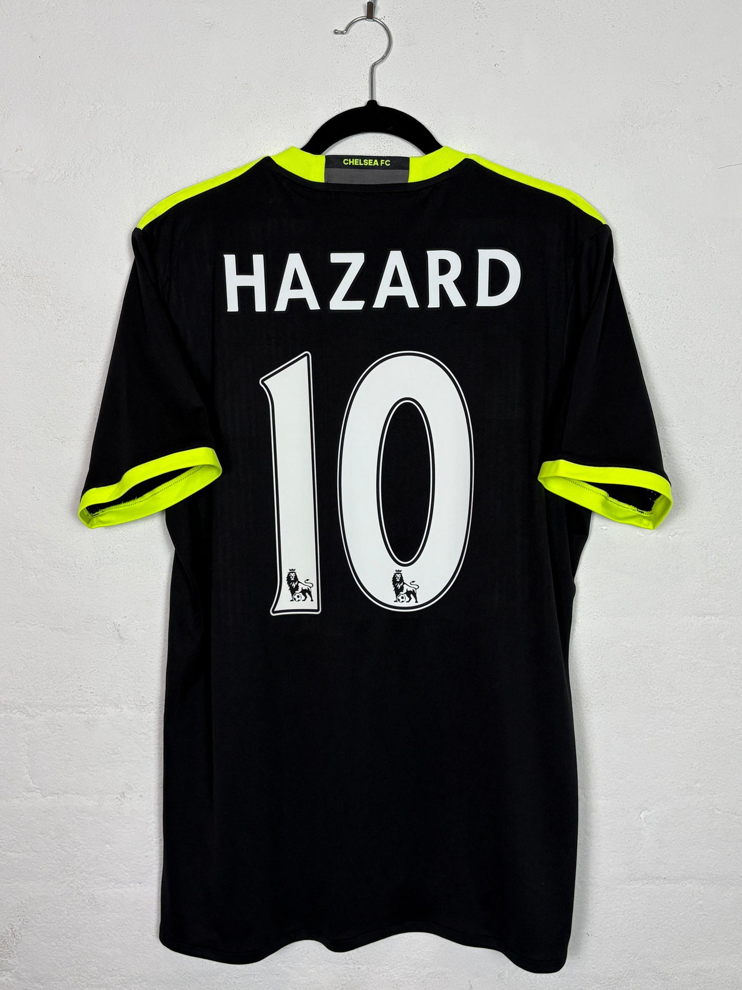 Chelsea 2016/17 Away M Hazard 10