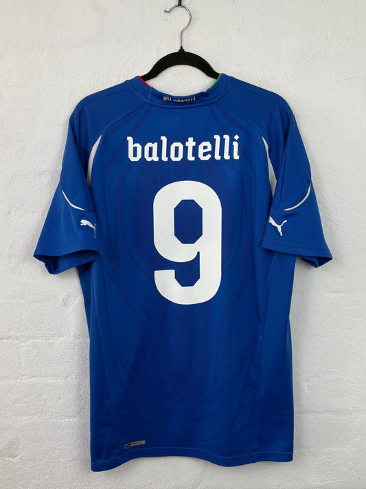 Italy 2010 Home Puma Football Shirt XL Ballotelli 9