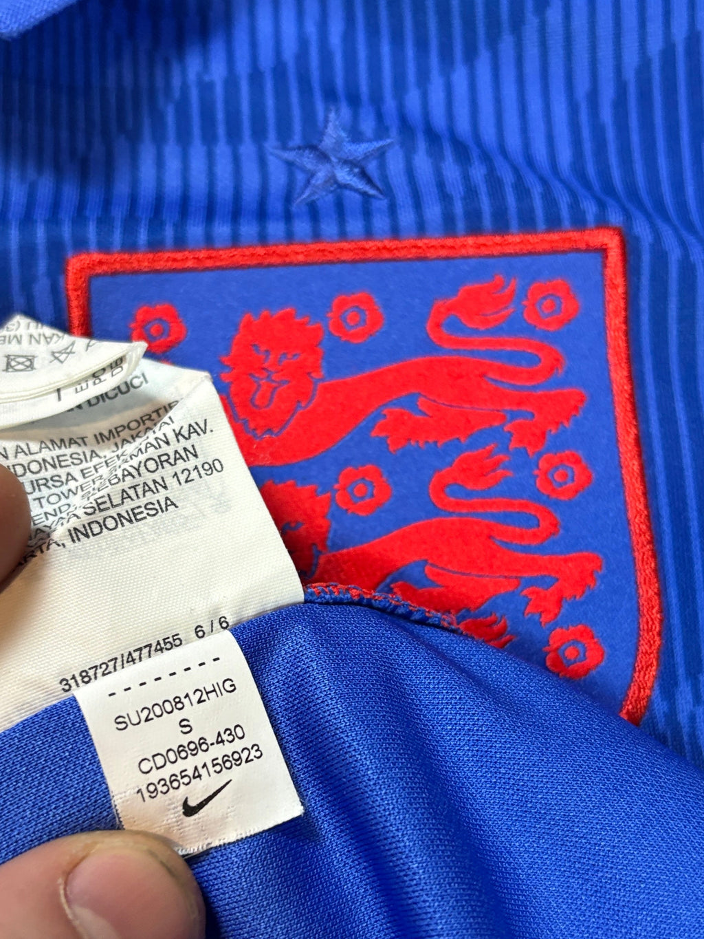 England 2020/22 Away Nike Football Shirt Small