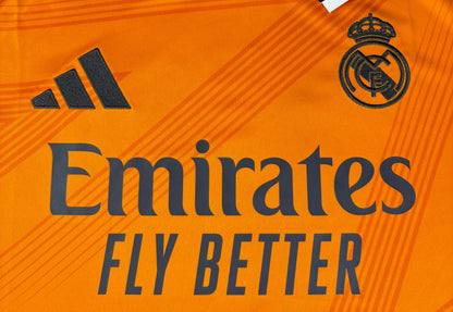 Real Madrid 2024/25 Away Adidas Football Shirt Large Valverde 8