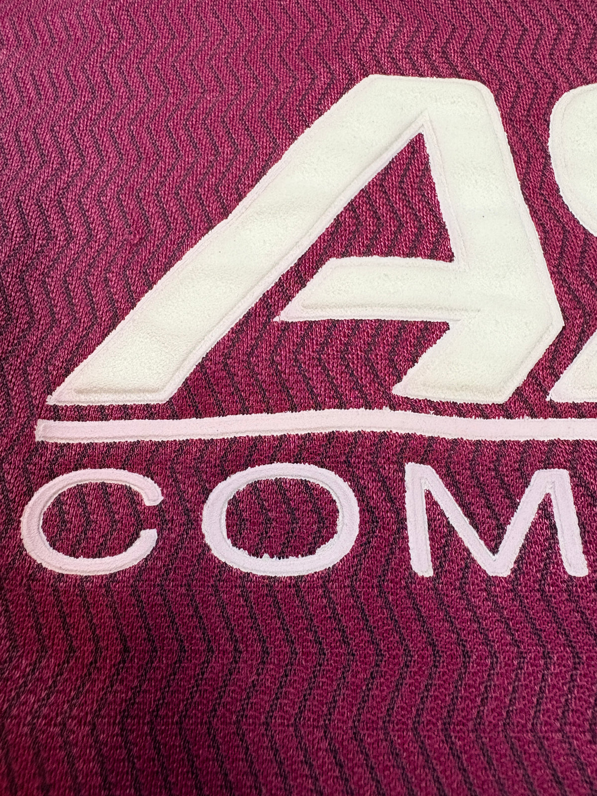 Aston Villa 1997/98 Home Reebok Football Shirt Medium Joachim 12
