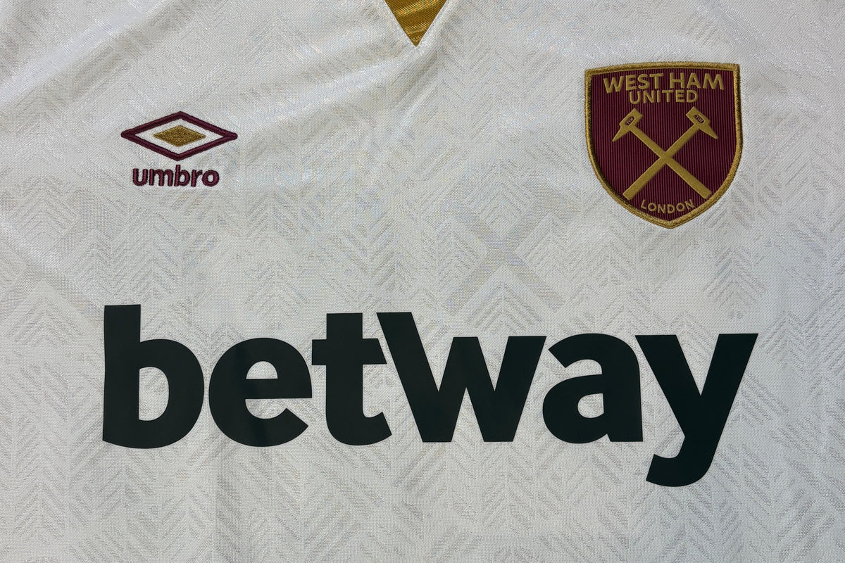 West Ham 2024/25 Away Umbro Football Shirt Extra Large Soucek 28