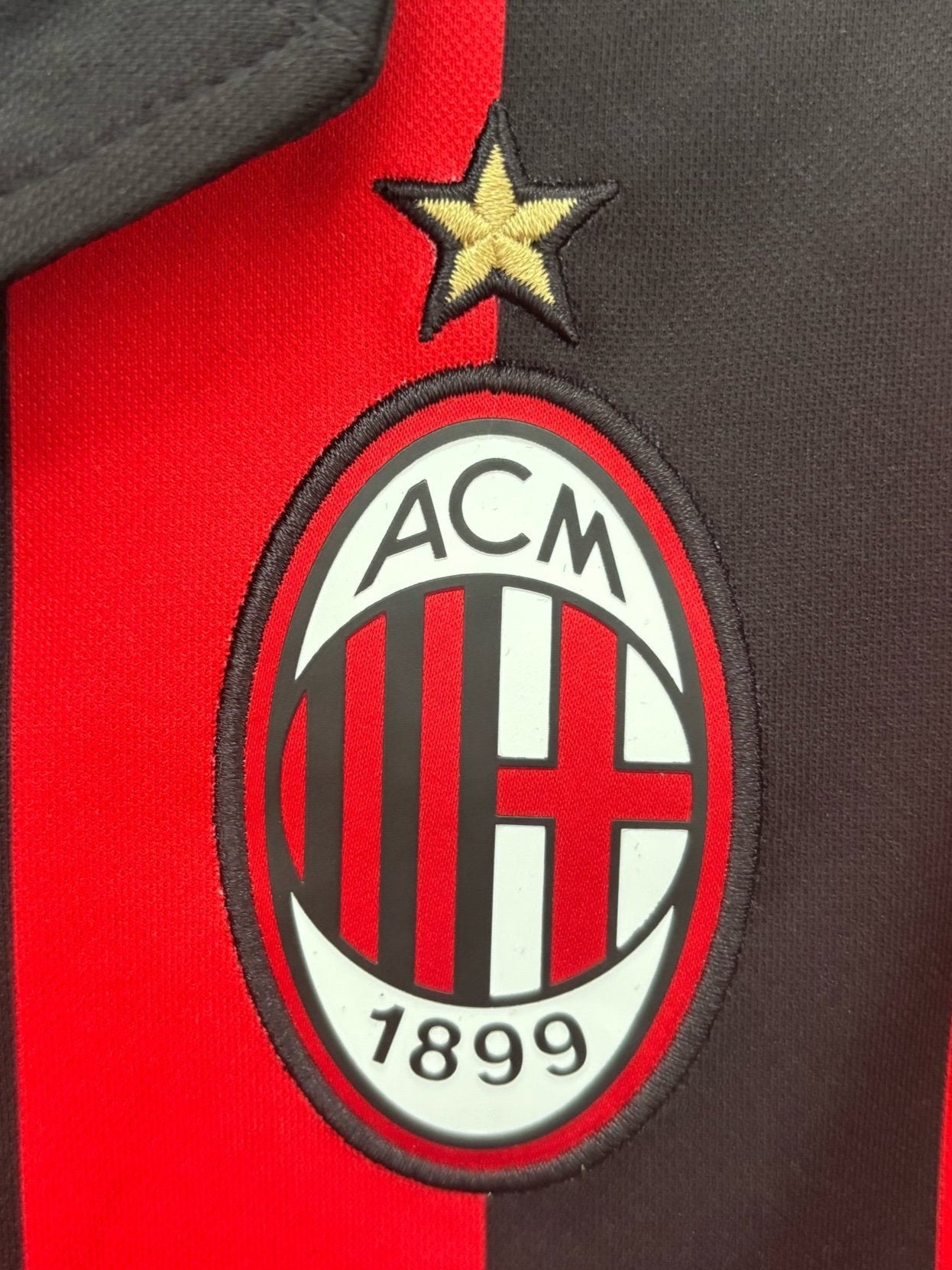 Ac Milan 2018/19 Home Large 754419