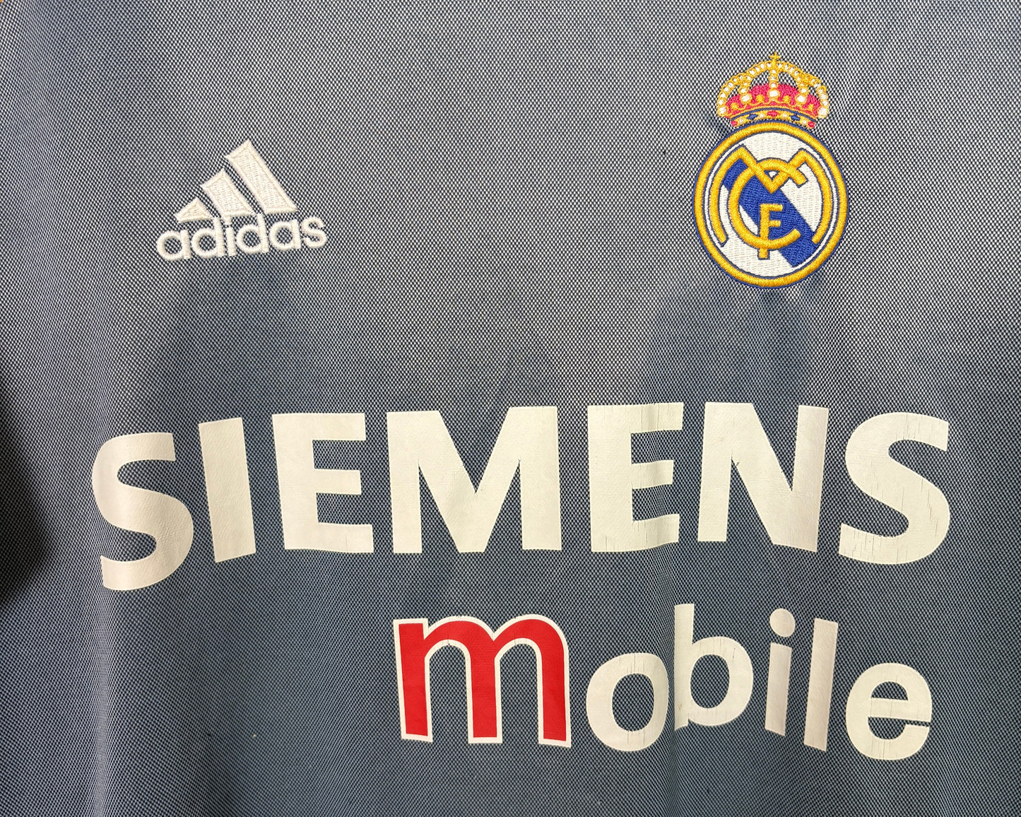 Real Madrid 2003/04 Third	S Beckham 23