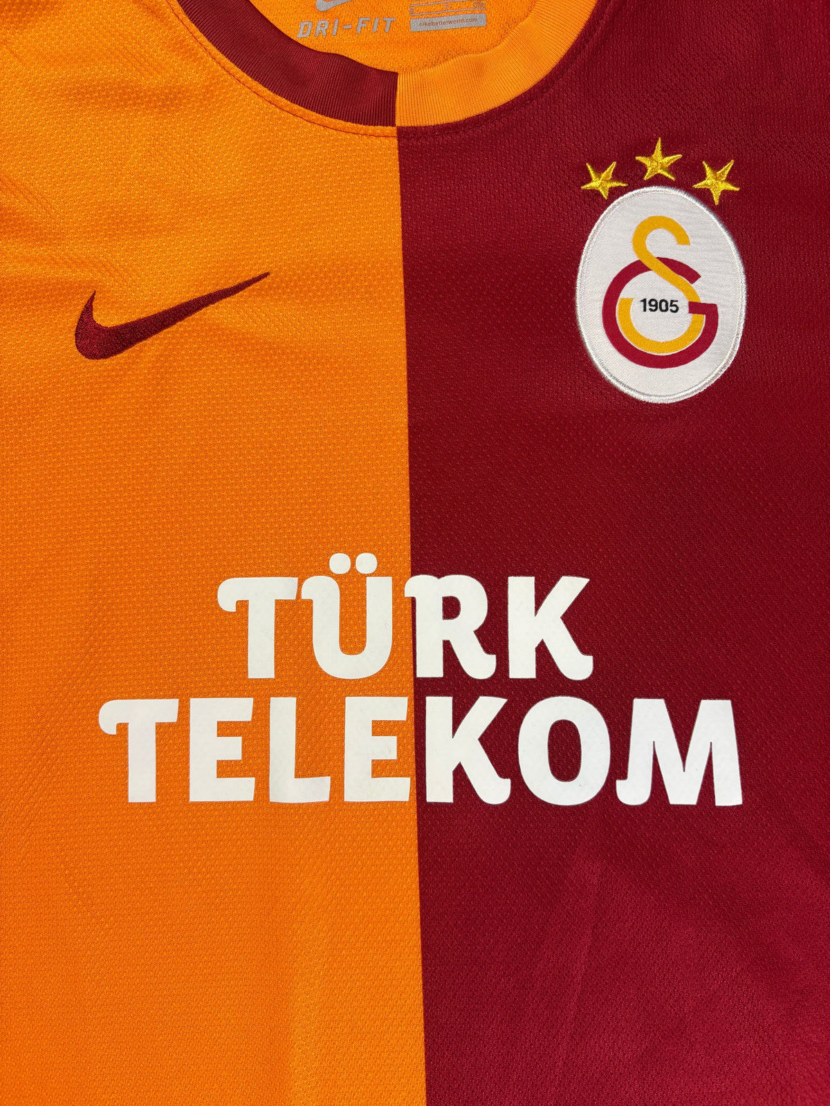 Galatasary 2013/14 Home Nike Football Shirt Small