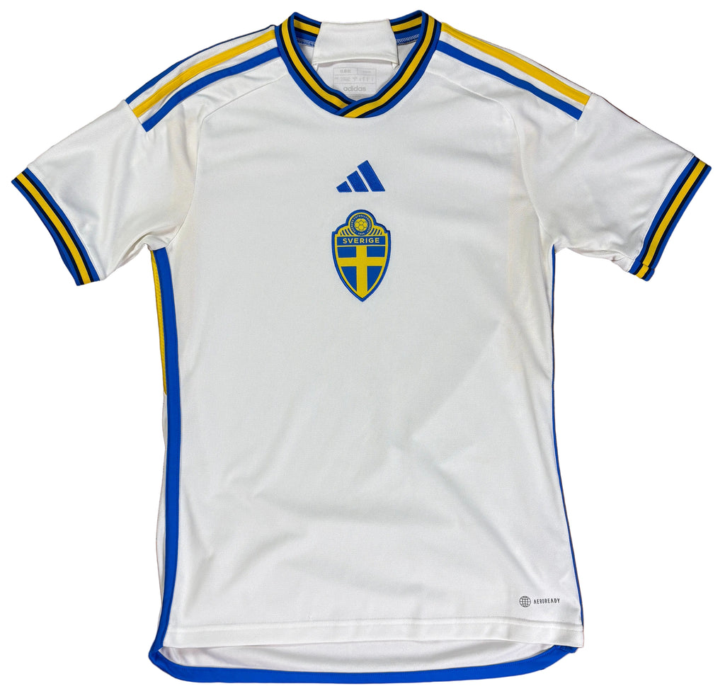 Sweden 2022 Away Adidas Football Shirt Small