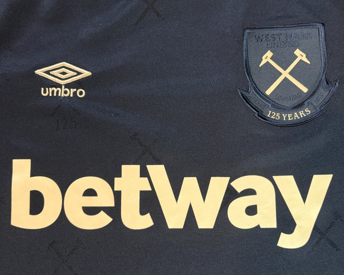 West Ham 2020/21 Third Umbro Football Shirt Large
