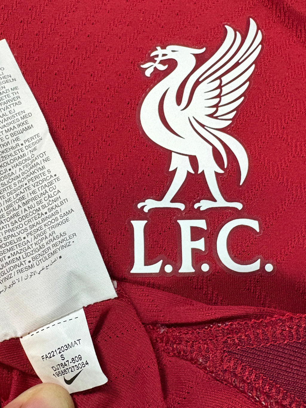 Liverpool 2022/23 Home Nike Football Shirt Small Thiago 6