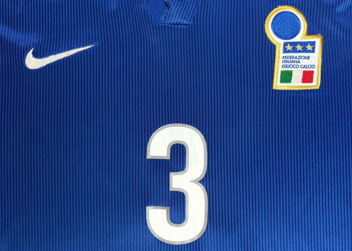 Italy 1998 Home Nike Football Shirt Medium Maldini 3