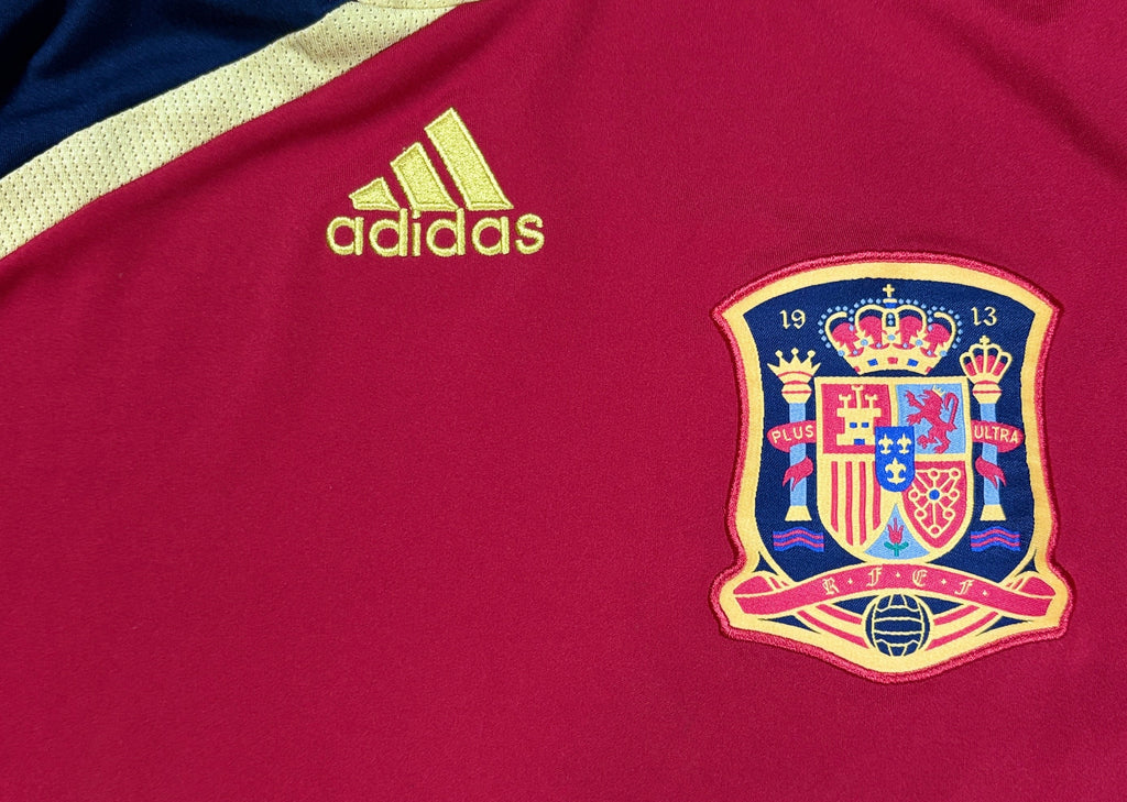 Spain 2009 Home Adidas Football Shirt Large