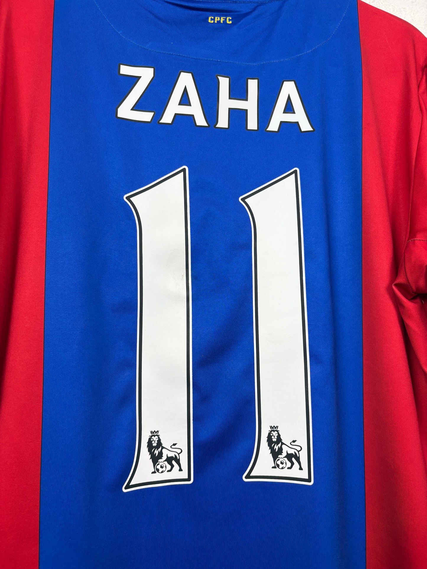 Crystal Palace 2016/17 Home Macron Football Shirt M Zaha 11 ID