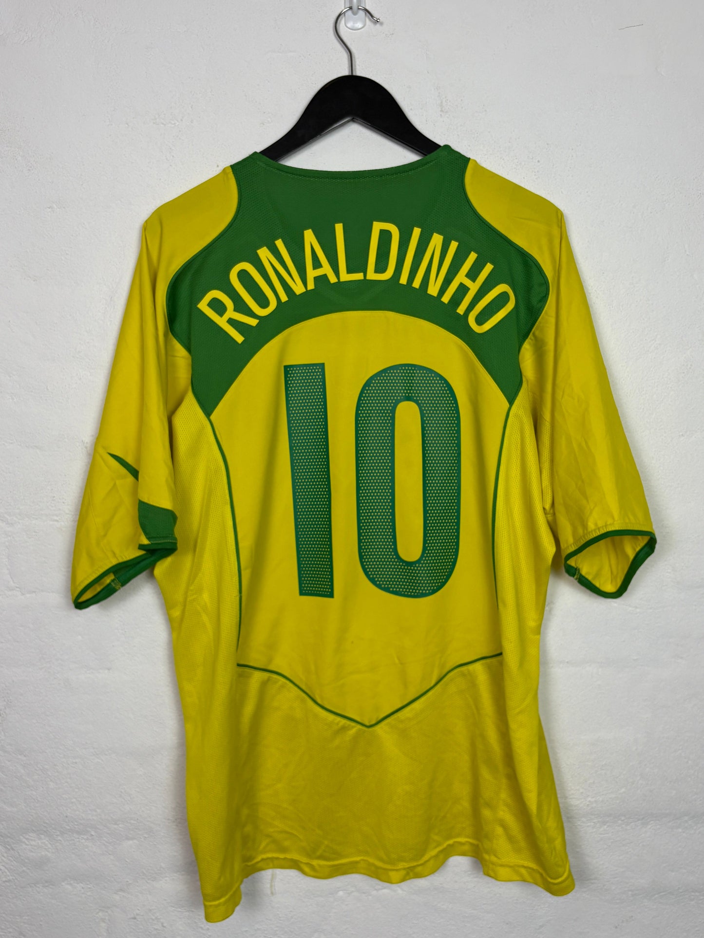 Brazil 2004 Home XL Ronaldinho 10