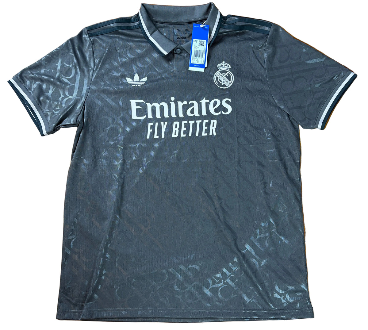 Real Madrid 2024/25 Away Adidas Football Shirt Extra Large Mbappe 9