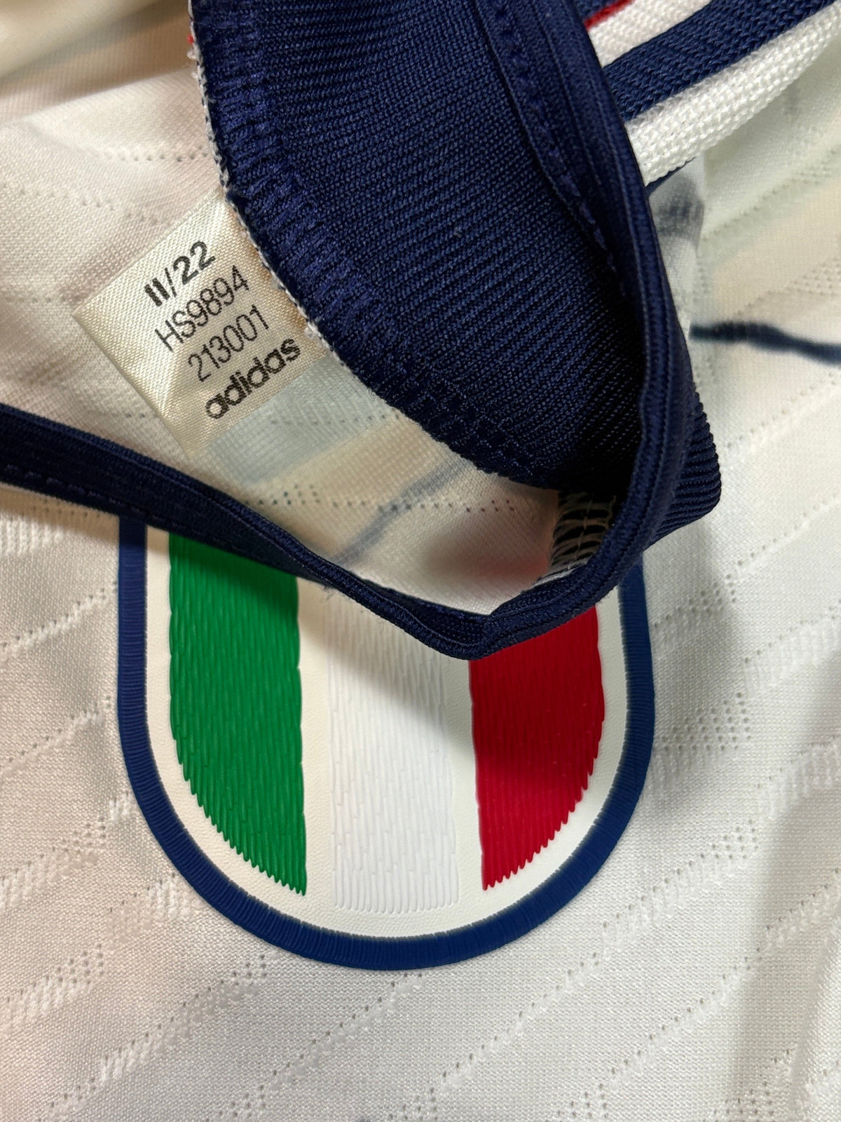 Italy 2023 Away Adidas Football Shirt Medium