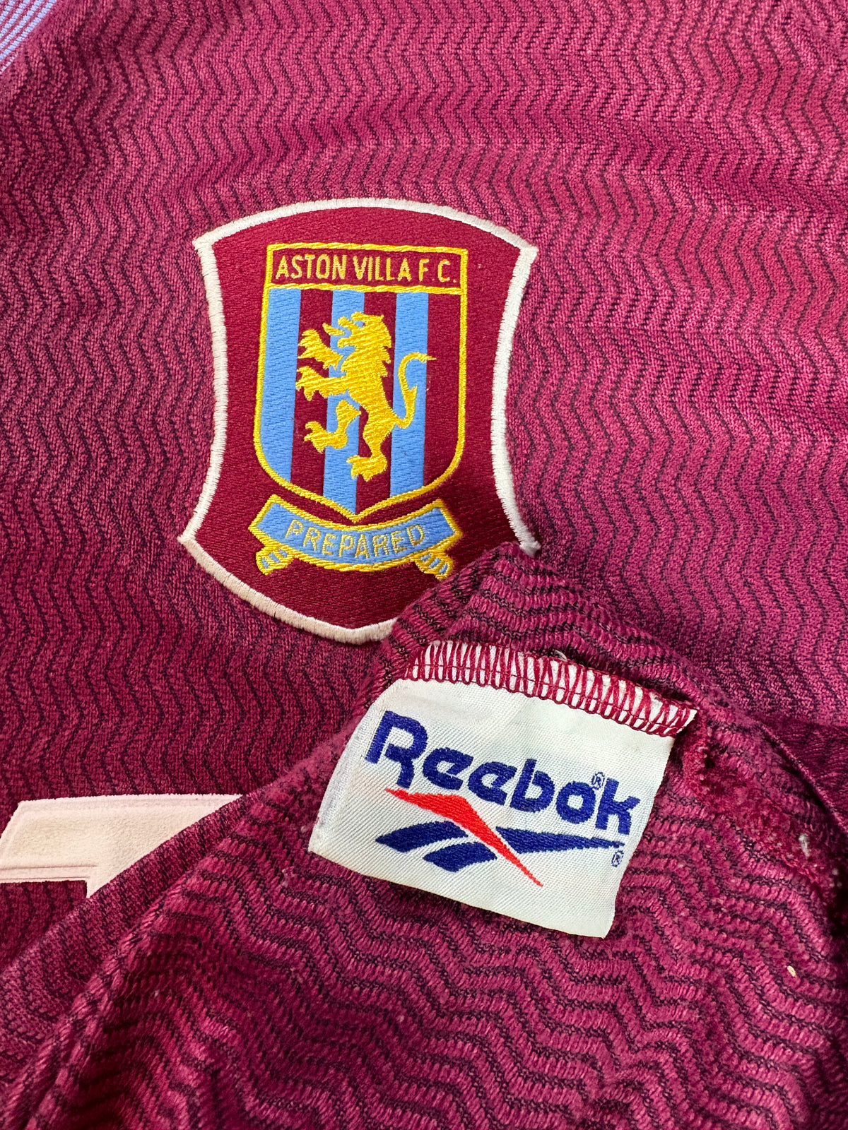 Aston Villa 1997/98 Home Reebok Football Shirt Medium Joachim 12