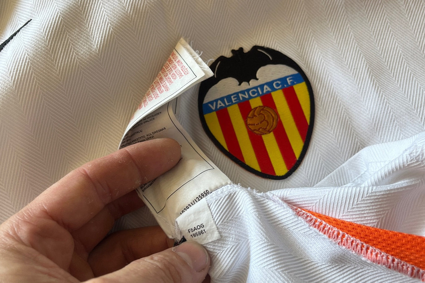 Valencia 2005/06 Away Extra Large