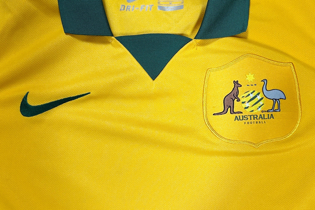 Australia	2014 Home Nike Football Shirt Medium