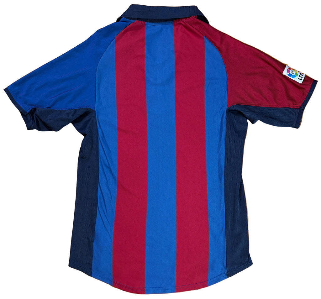 Barcelona 2001/02 Home Nike Football Shirt Small