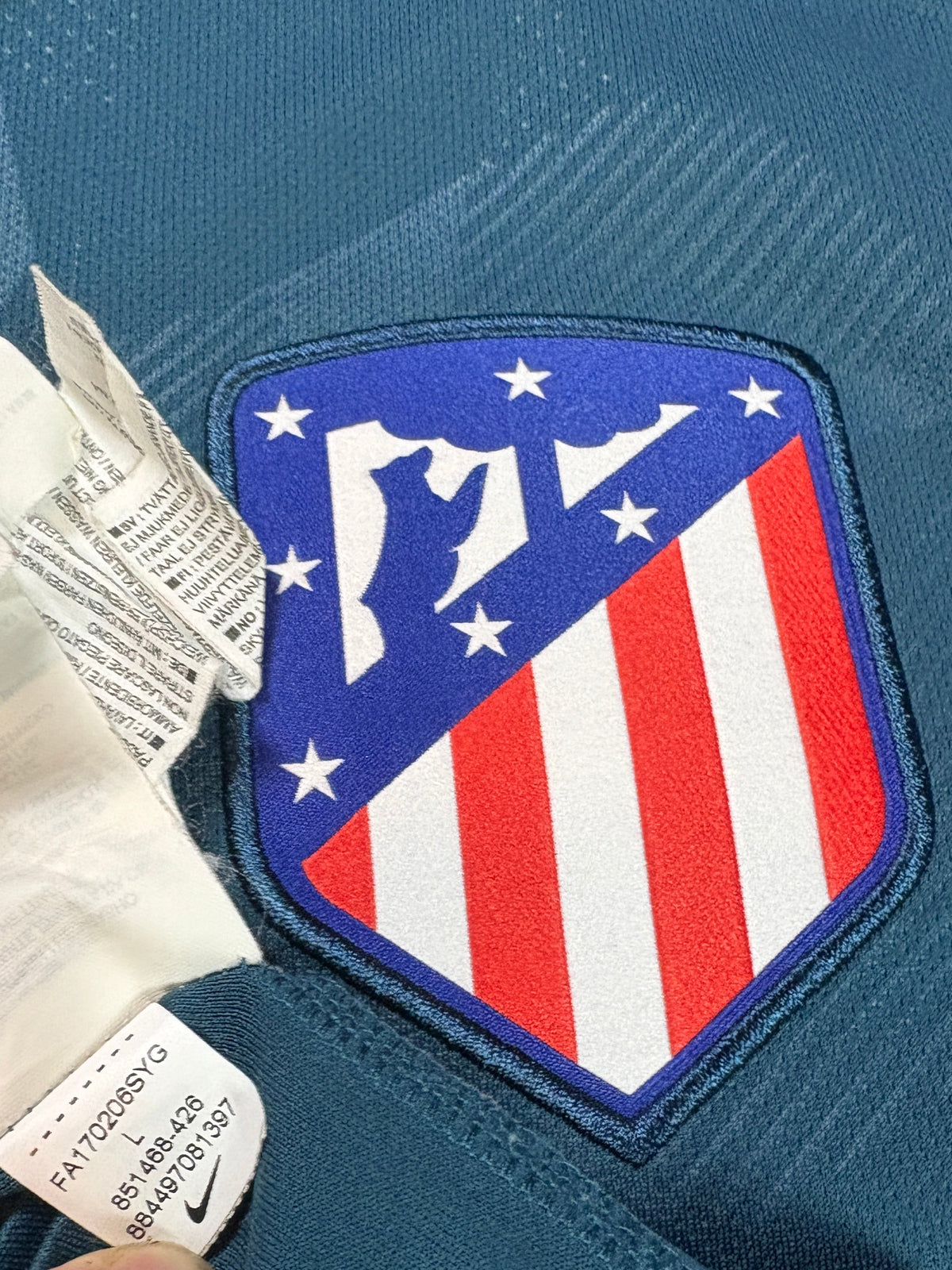 Athletico Madrid 2016/17 Away Nike Football Shirt Large