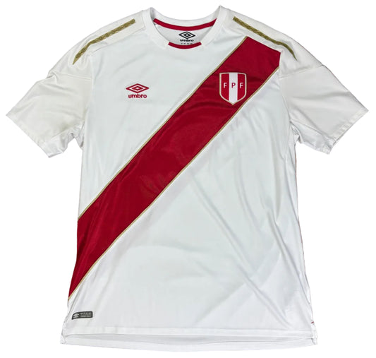 Peru 2018 Home Umbro Football Shirt Extra Large