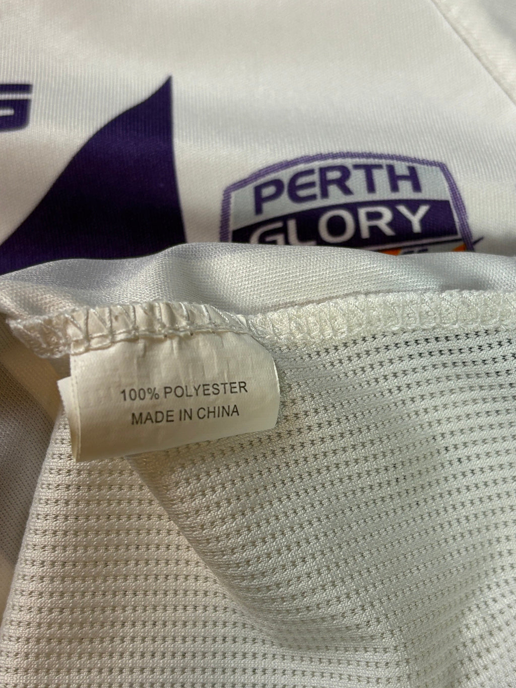 Perth Glory 2011/13 Home Blades Football Shirt Medium