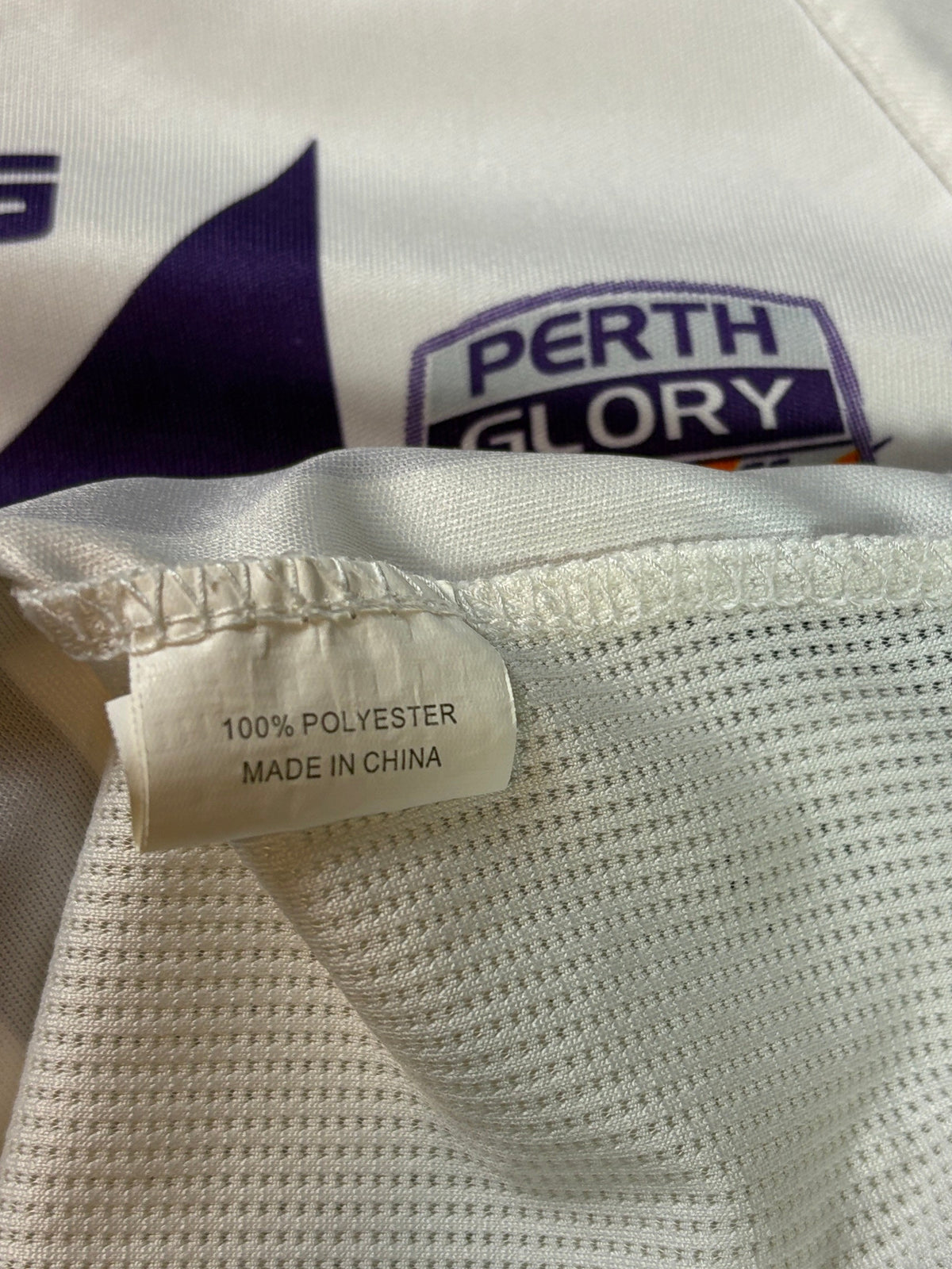 Perth Glory 2011/13 Home Blades Football Shirt Medium