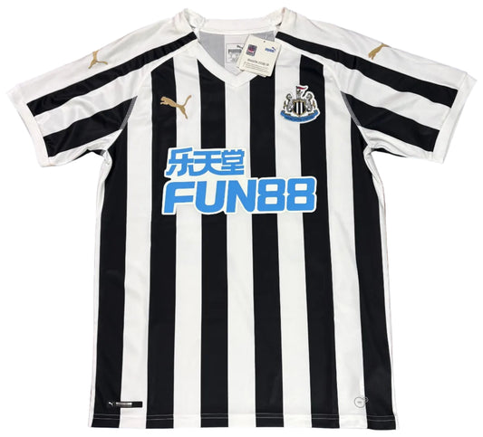 Newcastle United 2018/19 Home Puma Football Shirt Medium Longstaff 36