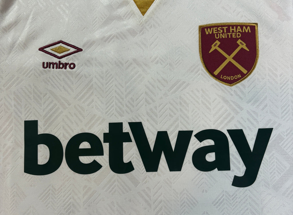 West Ham 2024/25 Away Umbro Football Shirt Medium Bowen 20