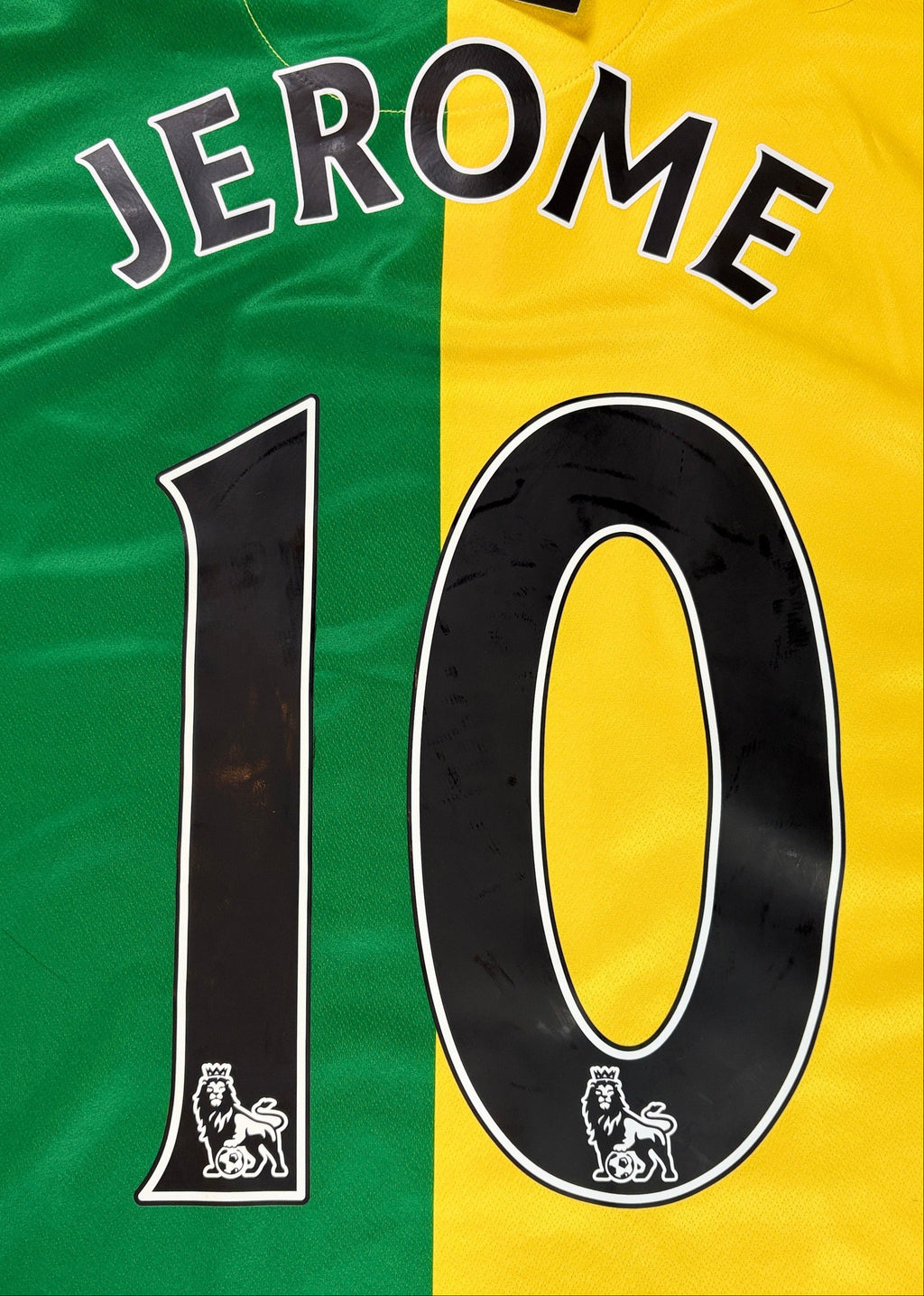 Norwich 2015/16 Home Errea Football Shirt Extra Large Jerome 10