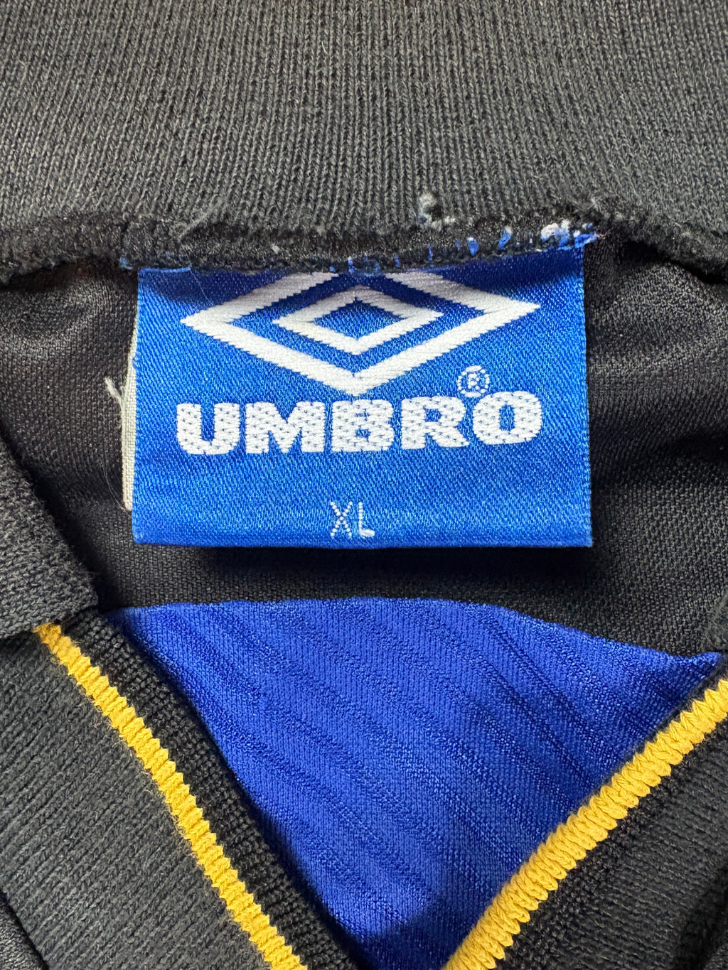 Manchester United 1993/95 Away Umbro Football Shirt Extra Large Cantona 7