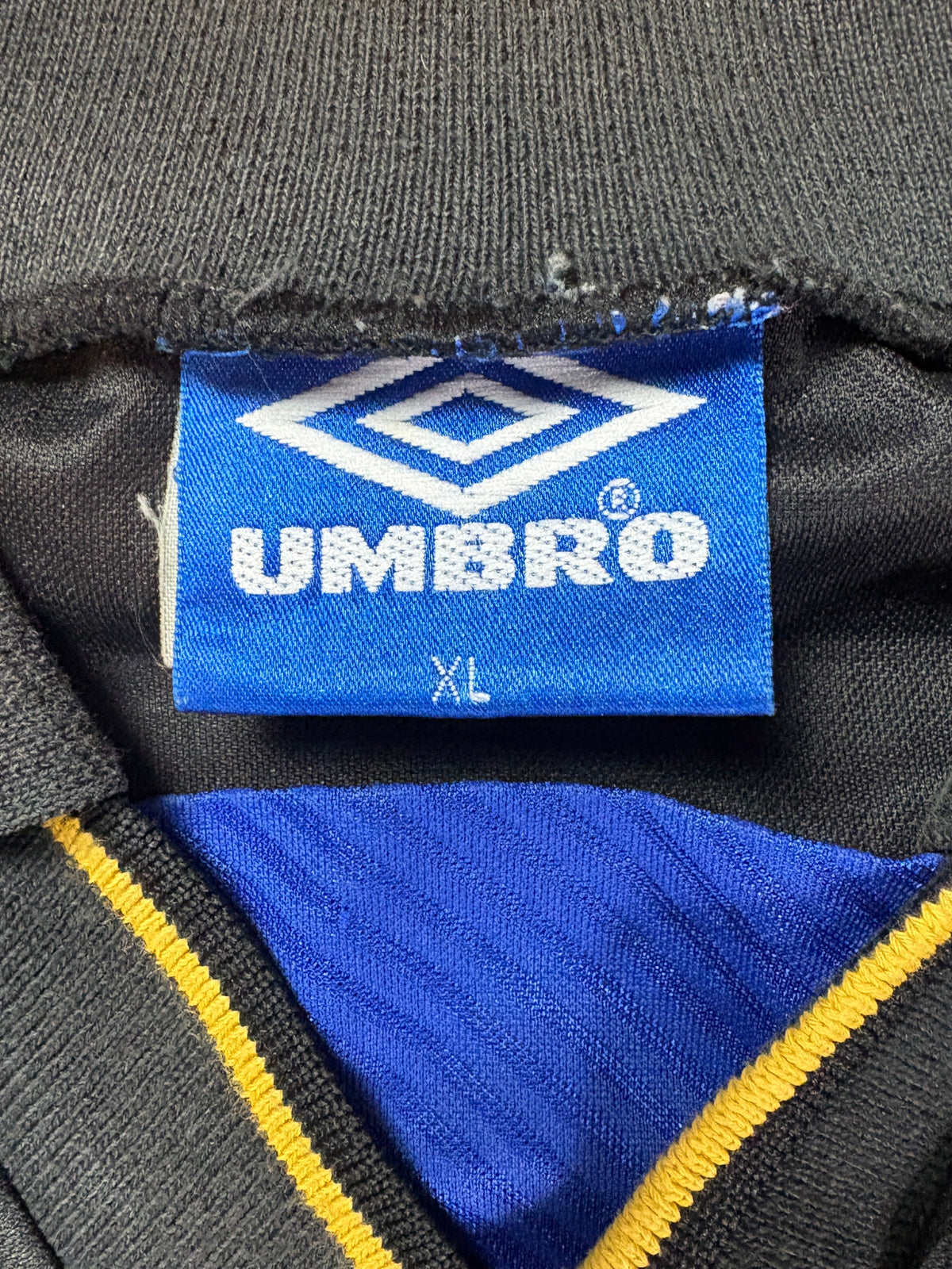 Manchester United 1993/95 Away Umbro Football Shirt Extra Large Cantona 7