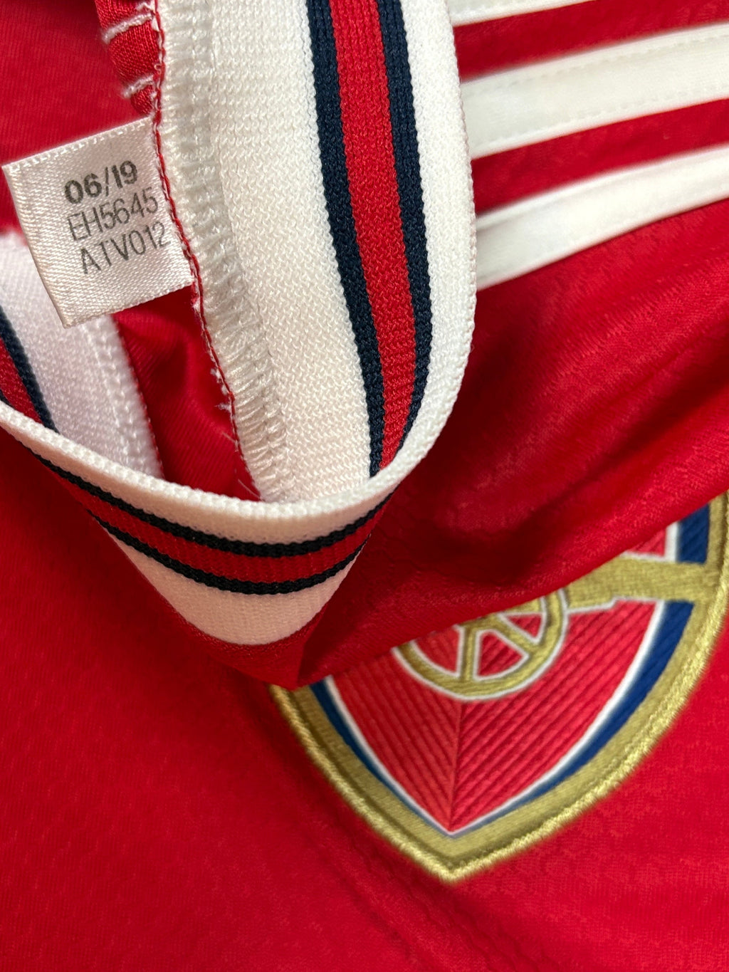Arsenal 2019/20 Home Adidas Football Shirt Small
