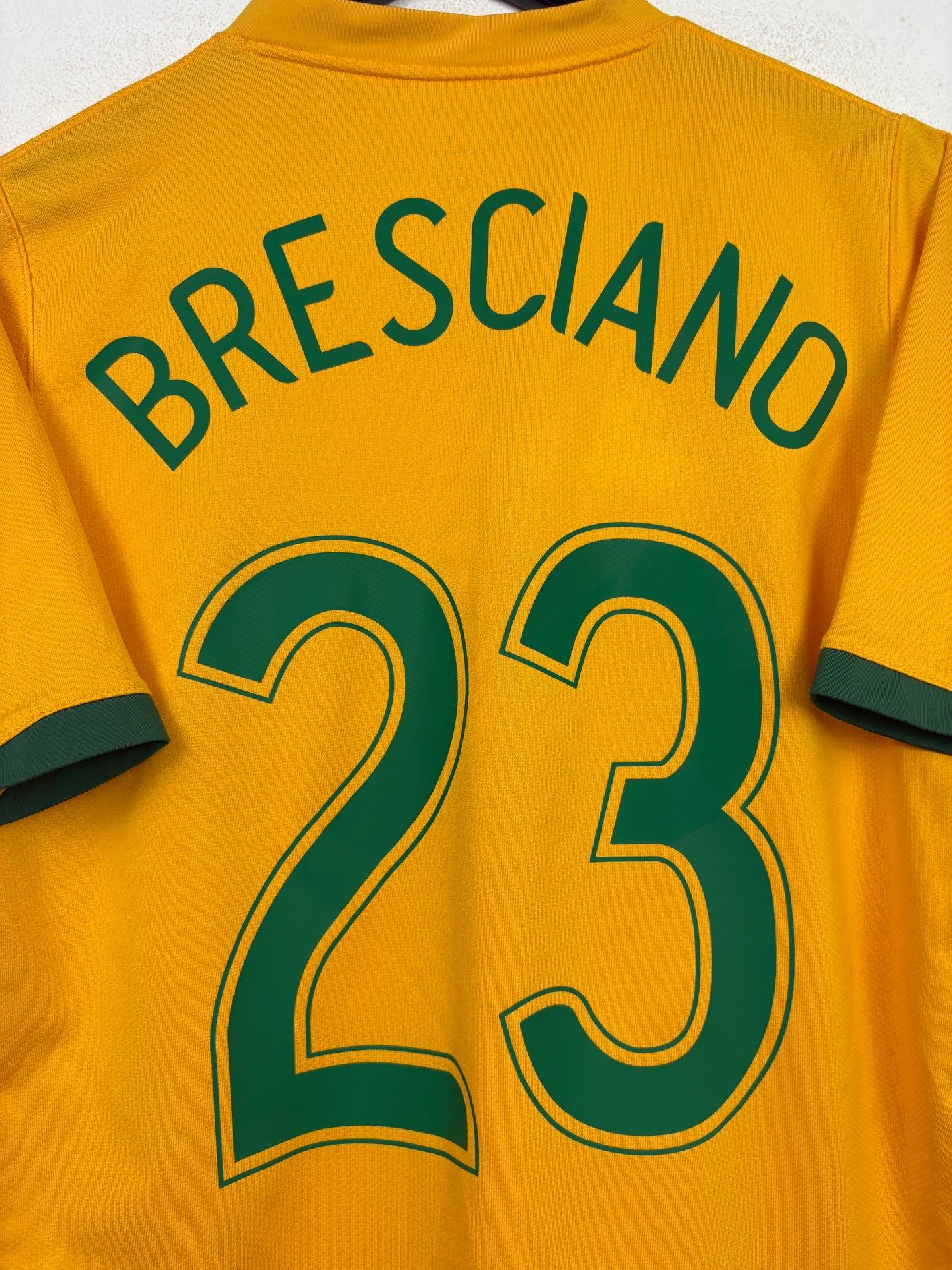 Australia 2006 Home Nike Football Shirt M Bresciano 23