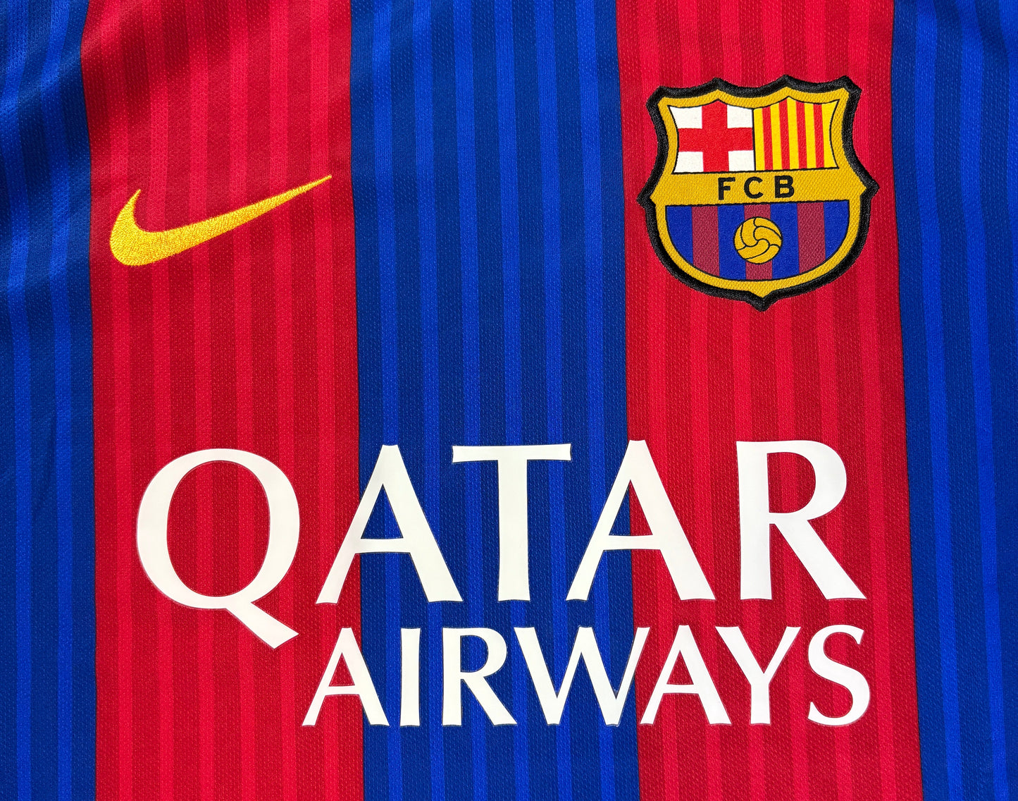 Barcelona 2016/17 Home Nike Football Shirt XXL
