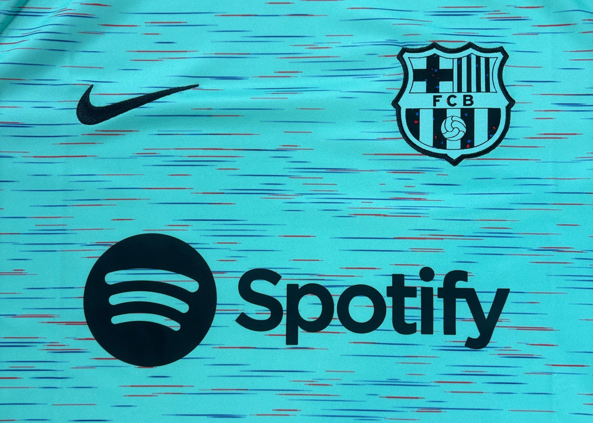 Barcelona 2023/24 Third Nike Football Shirt Large Gavi 8