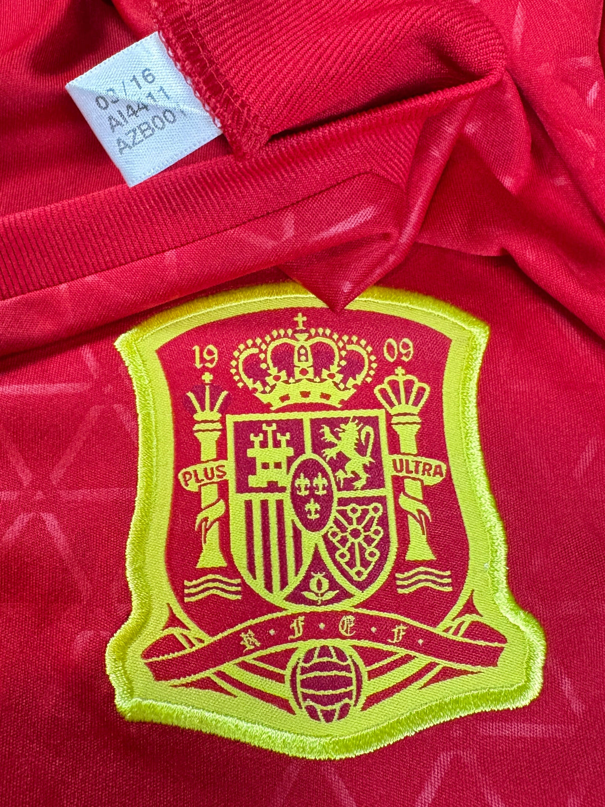 Spain 2016 Home Adidas Football Shirt Extra Large Iniesta 6