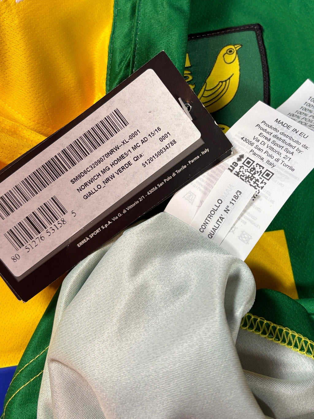 Norwich 2015/16 Home Errea Football Shirt Extra Large Jerome 10