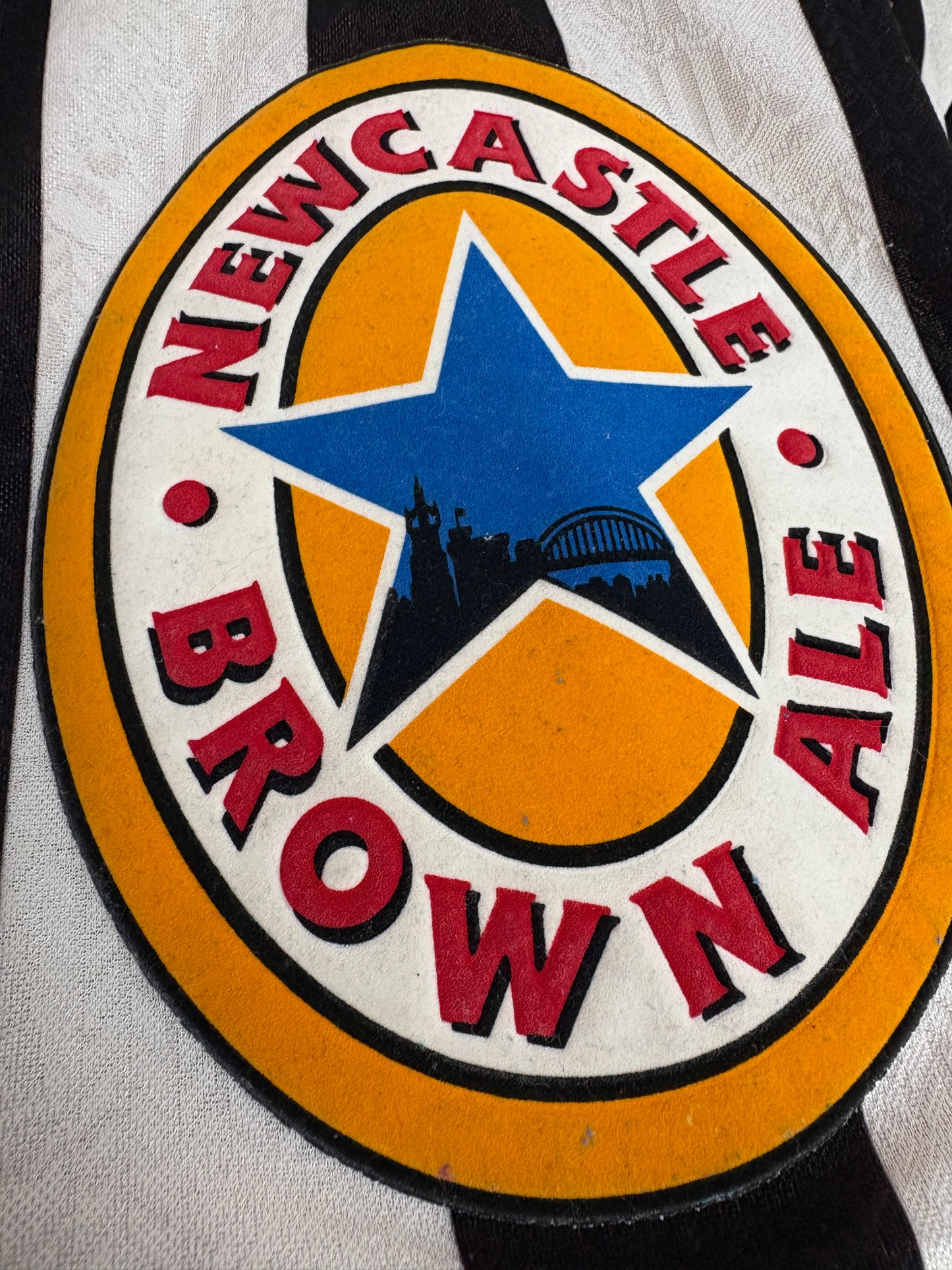 Newcastle United 1998/99 Home Extra Large