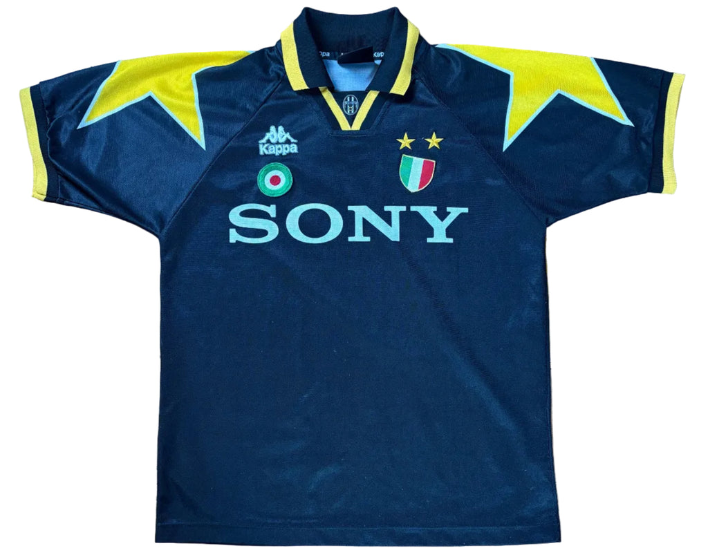 Juventus 1995/96 Third Kappa Football Shirt Medium
