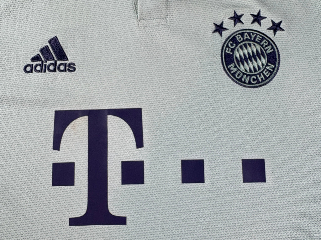 Bayern Munich 2018/19 Away Adidas Football Shirt Medium