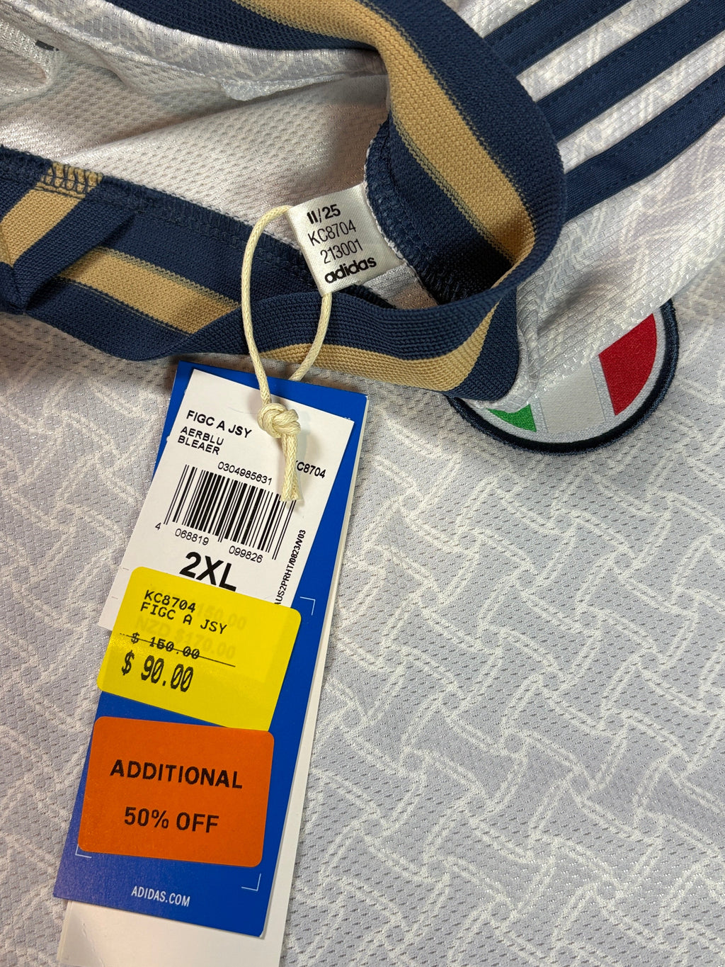 Italy 2026 Away Adidas Football Shirt Extra Large