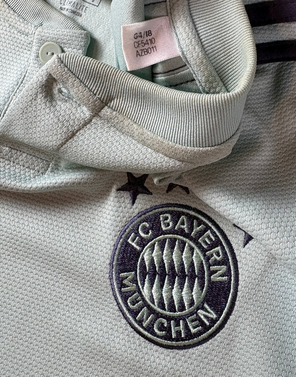 Bayern Munich 2018/19 Away Adidas Football Shirt Medium
