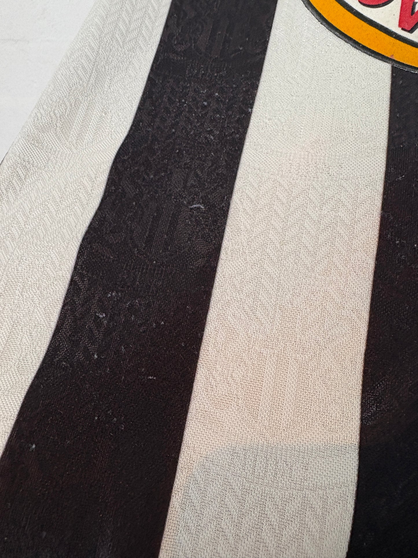 Newcastle United 1998/99 Home Extra Large