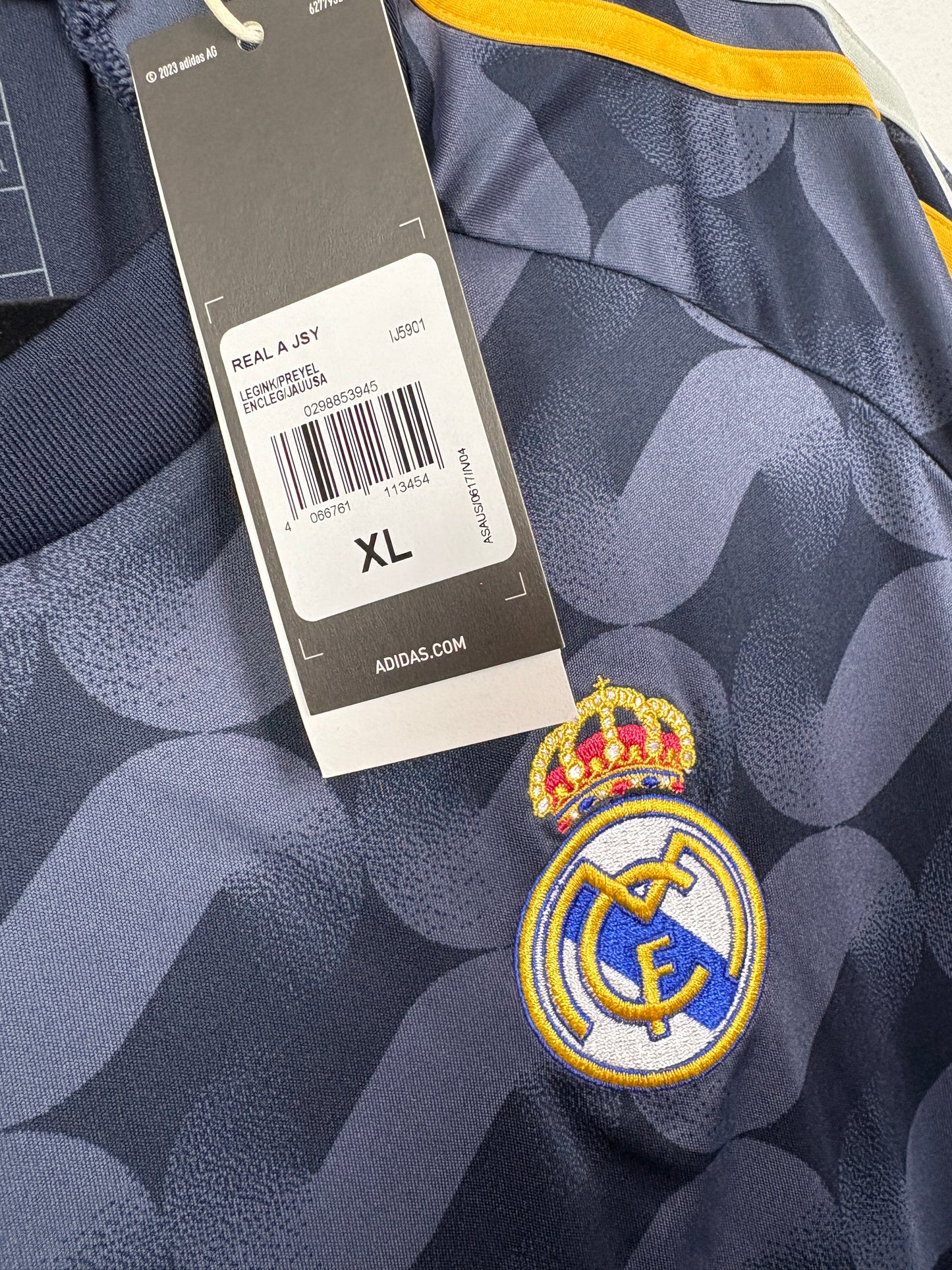 Real Madrid 2023/24 Away Adidas Football Shirt XL Bellingham 5