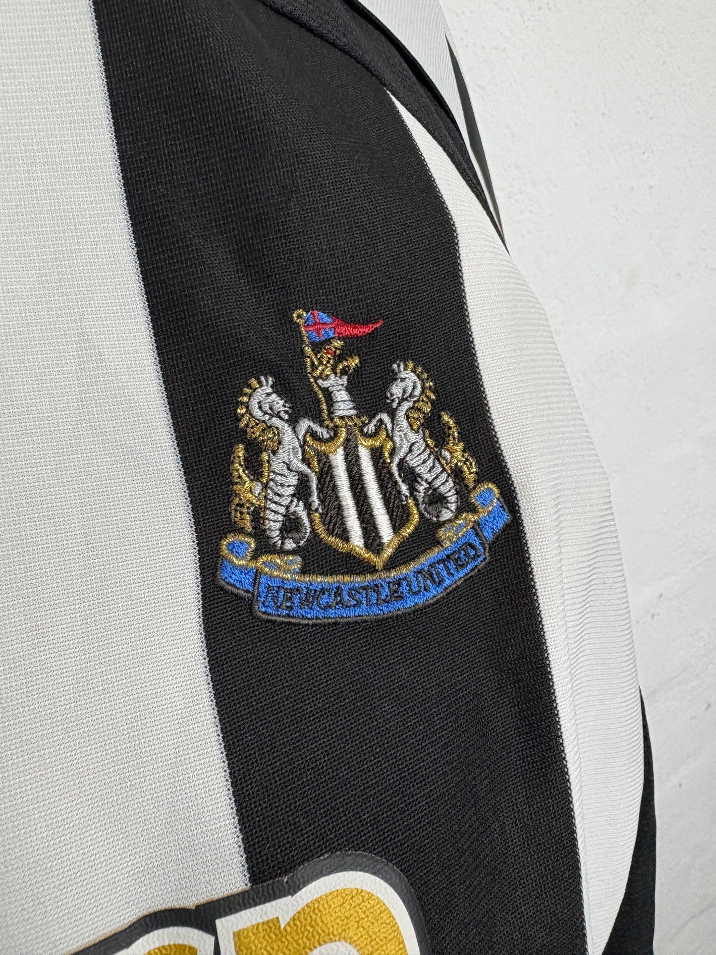 Newcastle United 2005/06 Home L Shearer 9