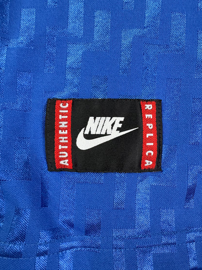 Italy 1995 Home Nike Football Shirt Medium
